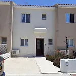 2-bed House Sleeps 6 -pool -free Parking -netflix * Mandria (Paphos)