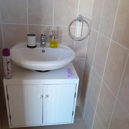 Beautiful 2-bed House In Paphos