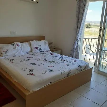 Holiday home Beautiful 2-bed House In Paphos *