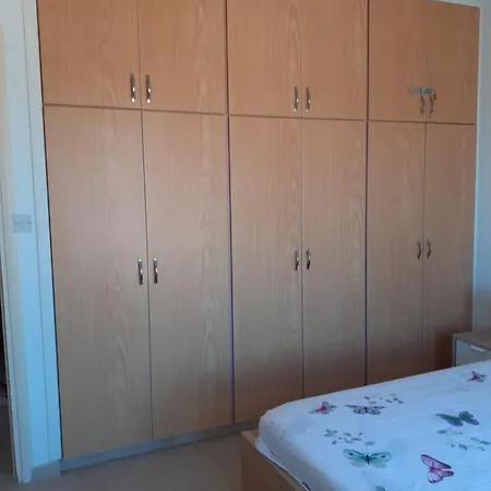 Beautiful 2-bed House In Paphos * Mandria (Paphos)