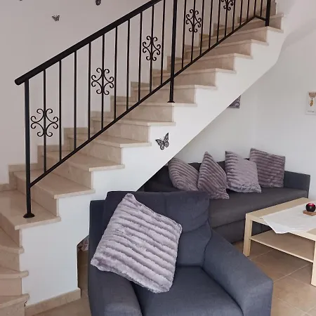 Beautiful 2-bed House In Paphos * Mandria (Paphos)