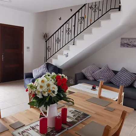 Beautiful 2-bed House In Paphos Holiday home Mandria (Paphos)