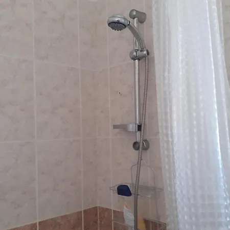 2-bed House Sleeps 6 -pool -free Parking -netflix * Mandria (Paphos)