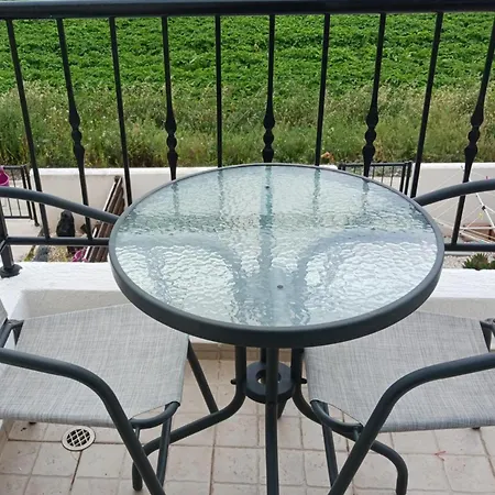 2-bed House Sleeps 6 -pool -free Parking -netflix *